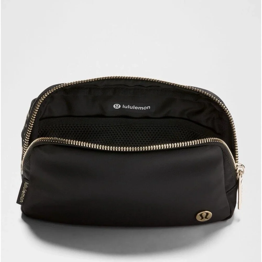 Lululemon Everywhere 1L Black Belt Bag Fanny Pack Crossbody Monogram Metallic - Picture 11 of 11